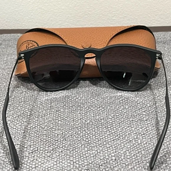 Ray-Ban Erika polarized Black Sunglasses with Tan Case - Picture 3 of 7